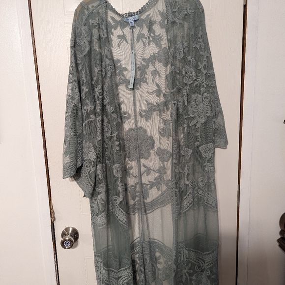 NWT She+ Sky  Cardigan C205 - Picture 3 of 8